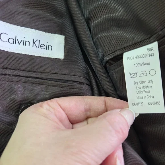 Calvin Klein Suit Men 50R Dark Brown Pinstripe Wool 2 Button Professional Formal